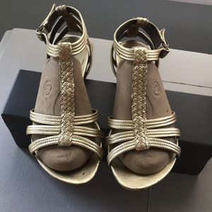 Cole Hana sandals